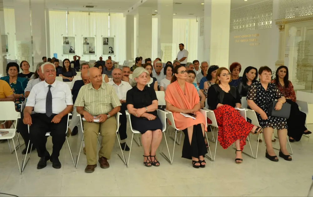 “Sumqayıtda ədəbi həyat” adlı kitabın - təqdimatı keçirilib - FOTO - VİDEO