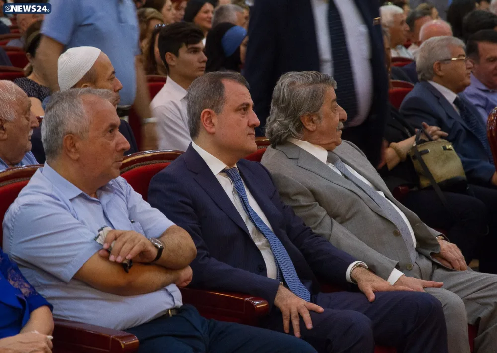 Şirməmməd Hüseynov II Fəxri Xiyabanda dəfn olunub - YENİLƏNİB -3 - FOTOSESSİYA - VİDEO