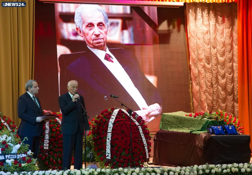 Şirməmməd Hüseynov II Fəxri Xiyabanda dəfn olunub - YENİLƏNİB -3 - FOTOSESSİYA - VİDEO