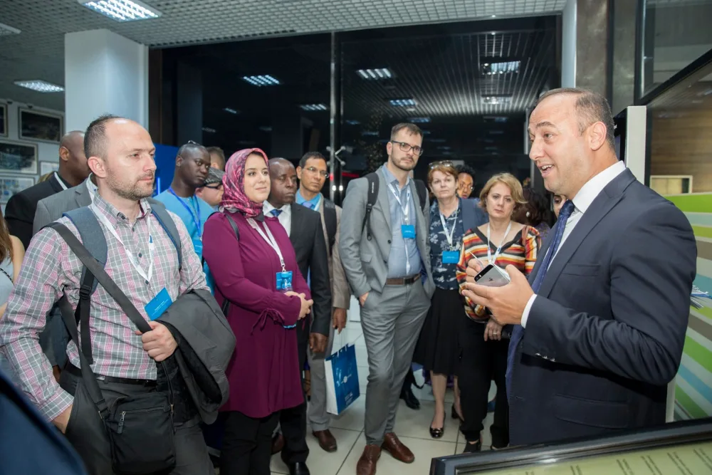 BMT Forum iştirakçıları “ASAN xidmət” mərkəzləri ilə tanış olublar - FOTO