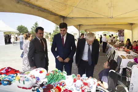 Xəzər rayonunda əmək yarmarkası keçirilib - FOTO