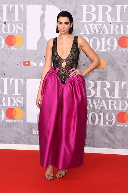 Sevgilisindən ayrılan Dua Lipa Ənvərlə görüşməyə başladı - FOTO