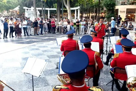 Bakıda hərbi orkestrlərin çıxışları təşkil olunub - FOTO