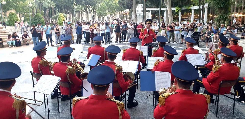 Bakıda hərbi orkestrlərin çıxışları təşkil olunub - FOTO