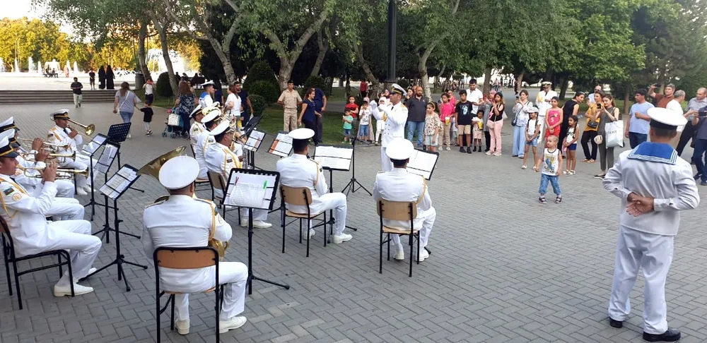Bakıda hərbi orkestrlərin çıxışları təşkil olunub - FOTO