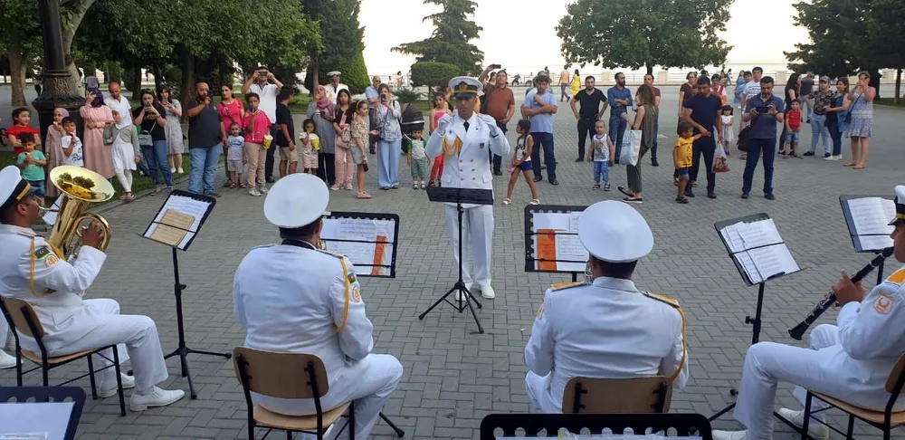 Bakıda hərbi orkestrlərin çıxışları təşkil olunub - FOTO