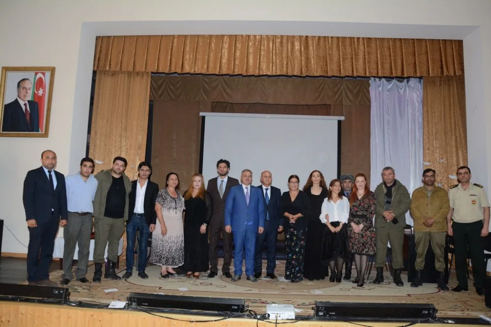 Tərtərdə “Ağ qayıq” tamaşası nümayiş olunub