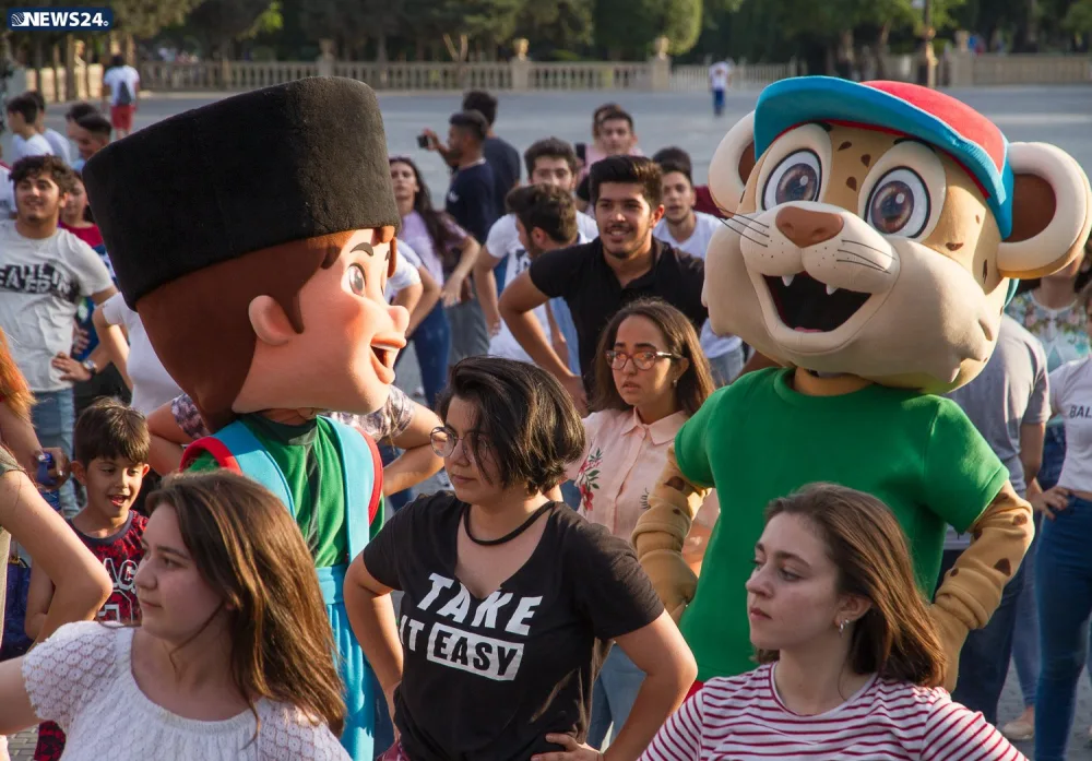 Bakı sakinləri bulvarda idman etdi - FOTO - VİDEO