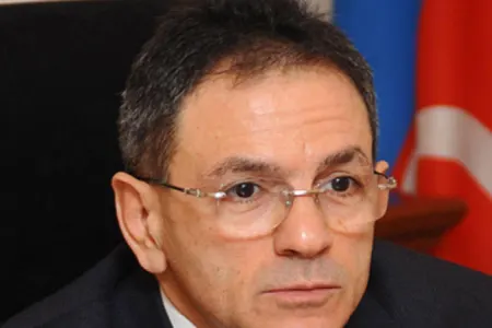 Mədət Quliyev Aparat rəhbərini - İŞDƏN ÇIXARDI
