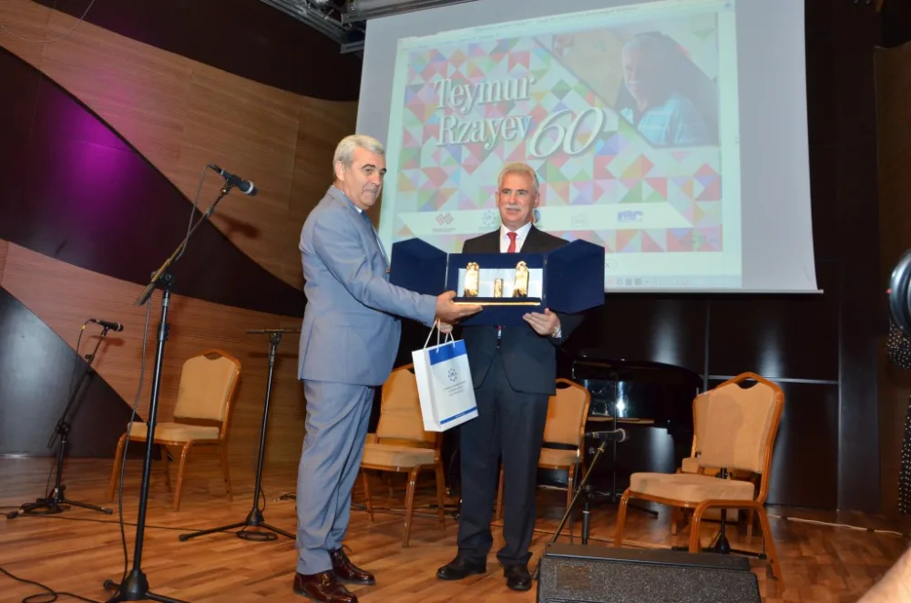 Əməkdar rəssam Teymur Rzayevin 60 illik yubileyi - QEYD OLUNUB - FOTO