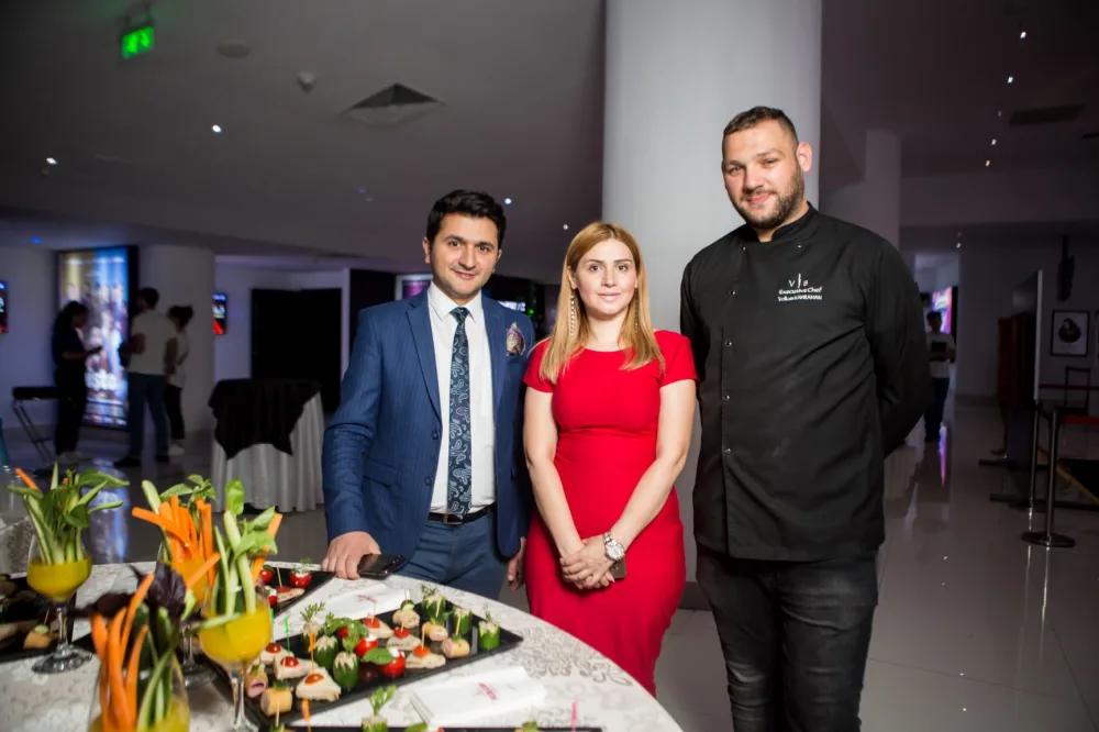 Lənətlənmiş gəlincik - BAKI SAKİNLƏRİNİ QORXUTDU - FOTO - VİDEO