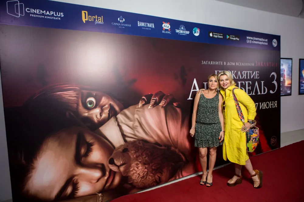 Lənətlənmiş gəlincik - BAKI SAKİNLƏRİNİ QORXUTDU - FOTO - VİDEO