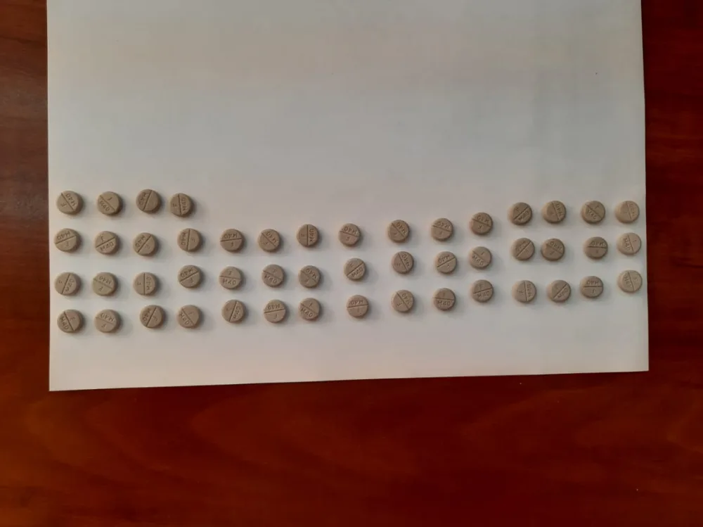 Qadının daxili orqanından narkotik və metadon çıxdı - FOTO