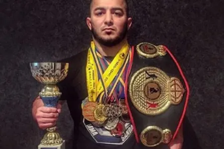 Azərbaycanlı dünya çempionu vəfat etdi