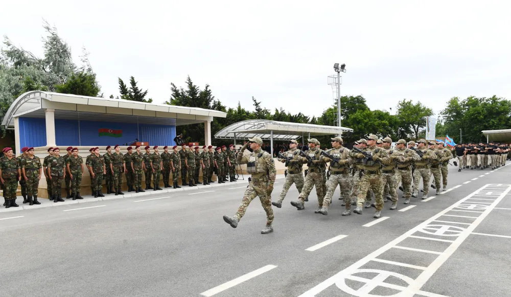 Mehriban Əliyeva hərbi qulluqçuların ehtiyata buraxılması mərasimində - FOTOLAR - YENİLƏNİB