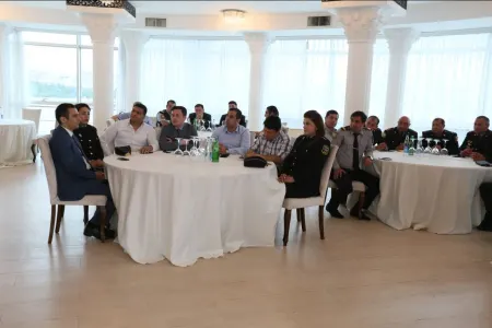 Nümunəvi yol polisləri və sürücülər mükafatlandırıldı - FOTOLAR