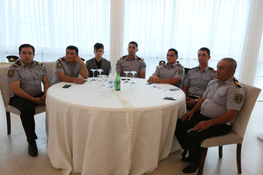Nümunəvi yol polisləri və sürücülər mükafatlandırıldı - FOTOLAR