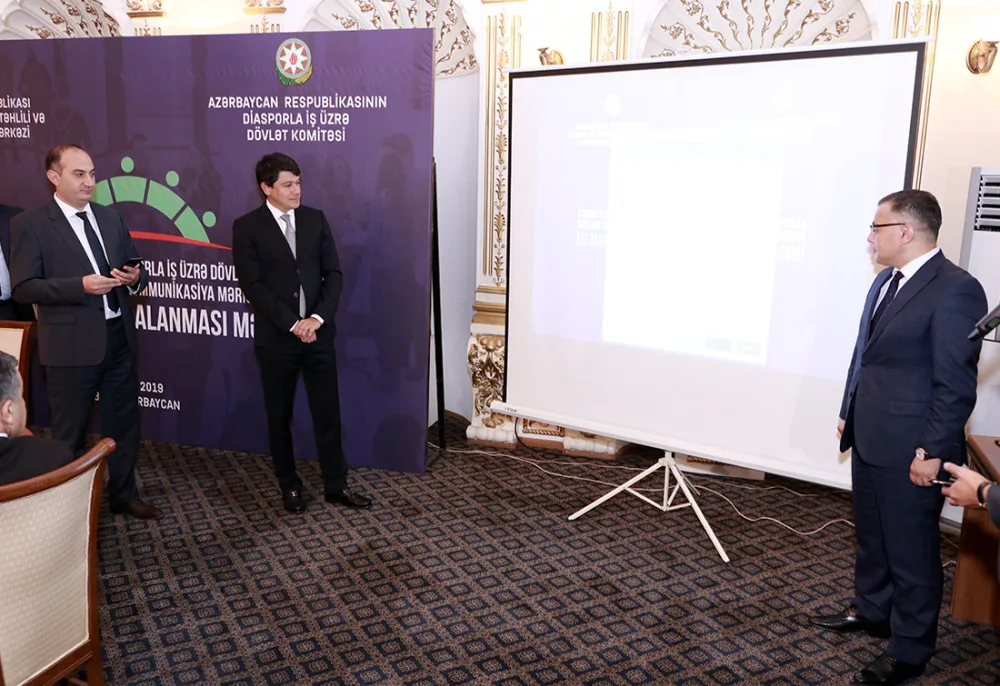 Azərbaycanda ilk dəfə mobil imza vasitəsilə - MEMORANDUM İMZALANDI