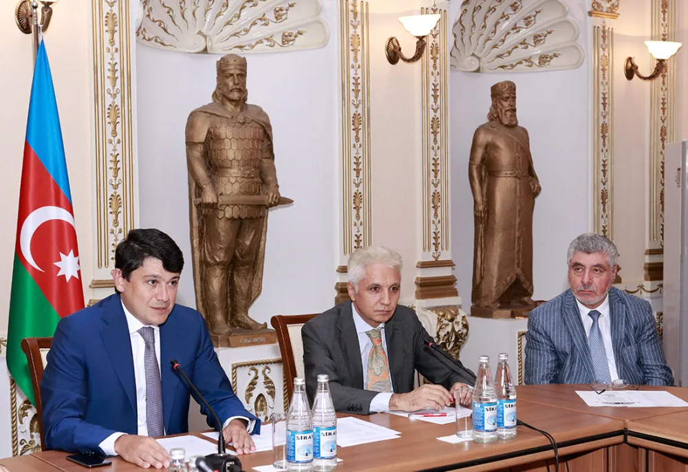 “Tiflisdən Paneyə” filminin təqdimatı olub - FOTOLAR