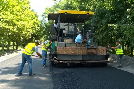 Qax-İlisu yolu yenidən qurulur - FOTO