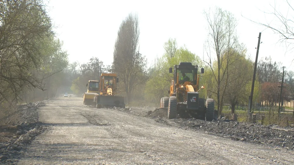 Qax-İlisu yolu yenidən qurulur - FOTO
