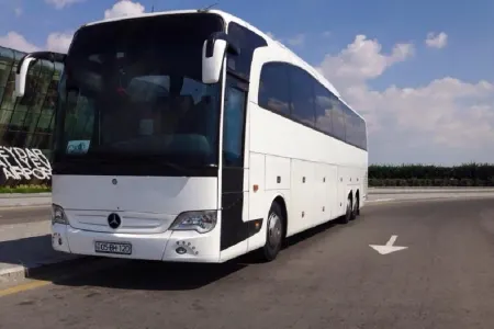 Avqustda Bakı yollarında yeni avtobuslar olacaq