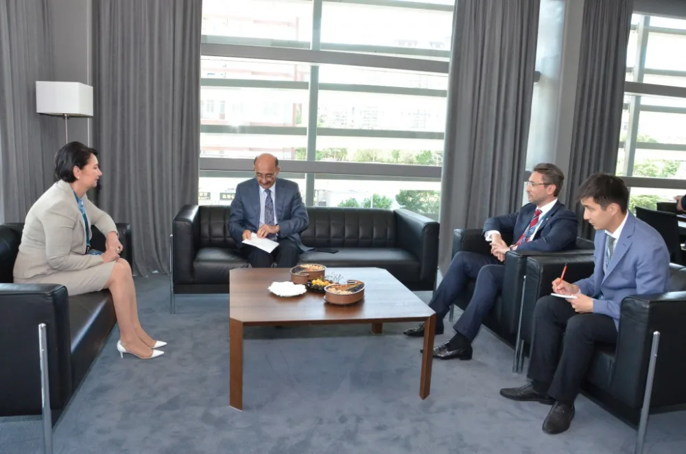 Mədəniyyət naziri Qazaxıstanın Baş nazirinin müavini ilə görüşüb