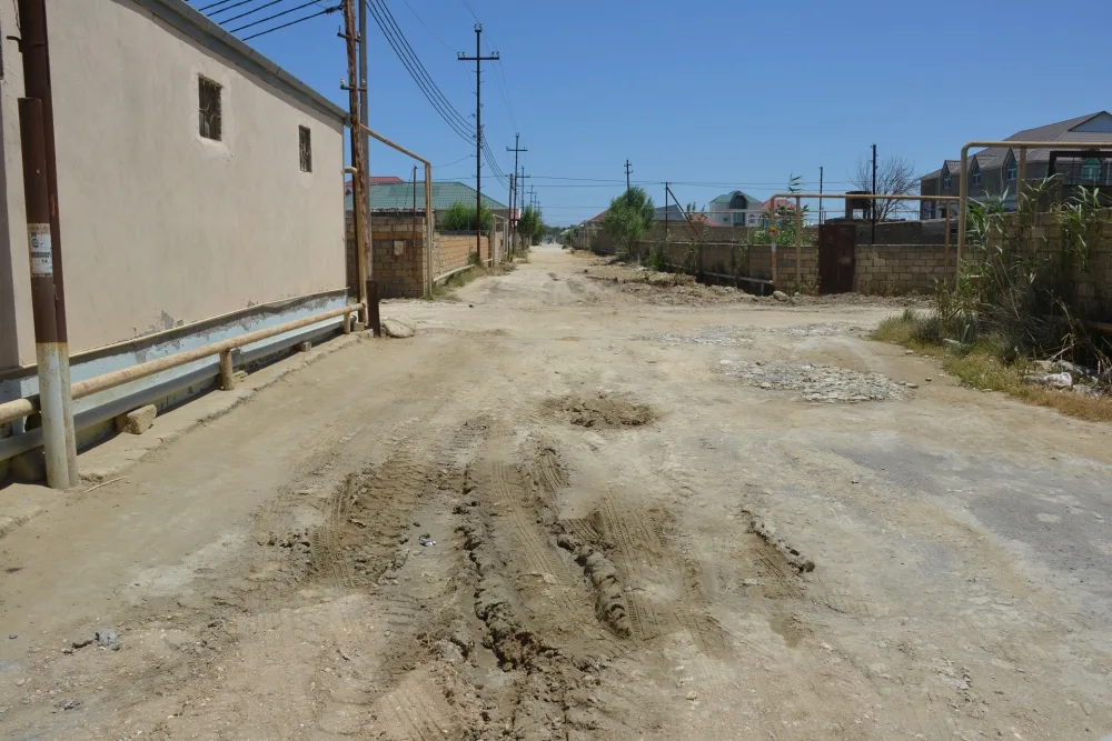 Kürdəxanıda 60.5 km uzunluğa malik küçədə təmir işləri - APARILIB - FOTO