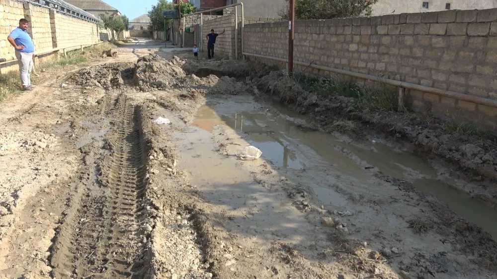 Kürdəxanıda 60.5 km uzunluğa malik küçədə təmir işləri - APARILIB - FOTO