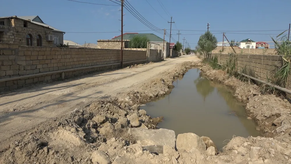Kürdəxanıda 60.5 km uzunluğa malik küçədə təmir işləri - APARILIB - FOTO