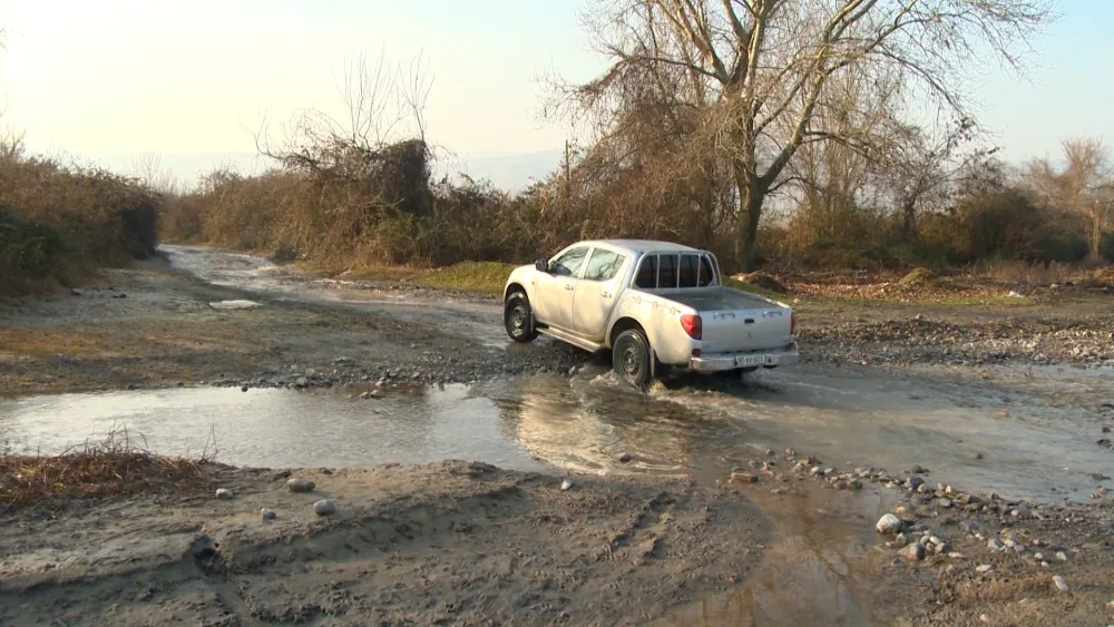 Şəkidə 6 yaşayış məntəqəsini əhatə edən yollar - YENİDƏN QURULUR - FOTO
