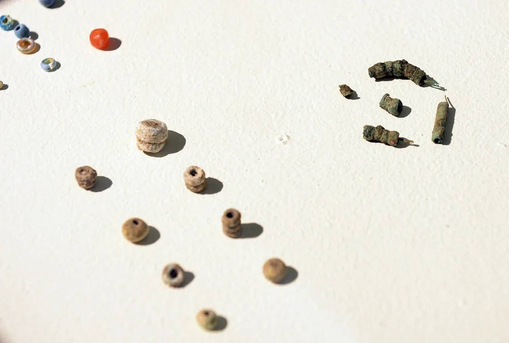 Fransa-Azərbaycan arxeoloji qazıntılarının 10 illiyinə həsr olunan - SƏRGİ AÇILIB - FOTO