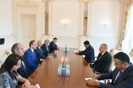 Prezident İlham Əliyev İtaliya nümayəndə heyətini qəbul edib - YENİLƏNİB