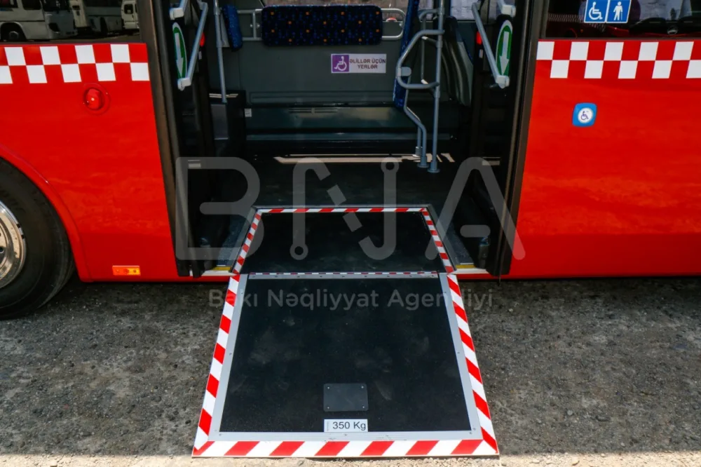 46 nömrəli marşrut "BAKUBUS" OLDU - FOTOLAR