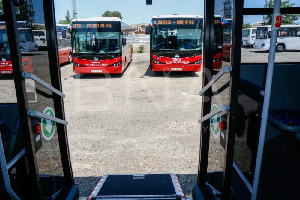 46 nömrəli marşrut "BAKUBUS" OLDU - FOTOLAR