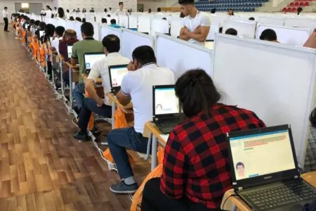 Müəllimlərin işə qəbulu üzrə test mərhələsi başlayıb