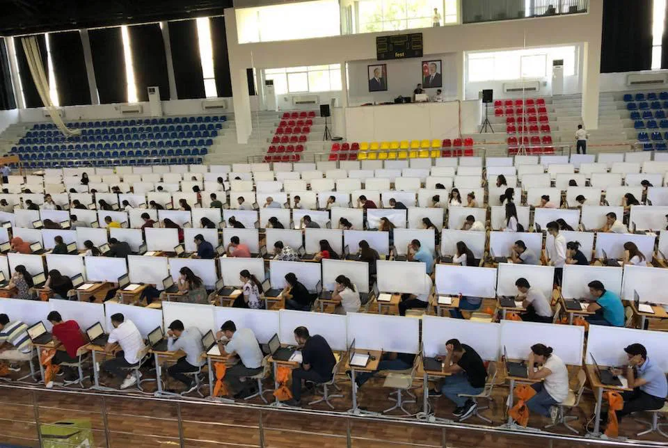 Müəllimlərin işə qəbulu üzrə test mərhələsi başlayıb