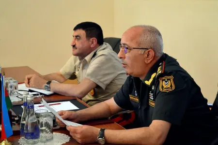 Müdafiə Nazirliyinin Baş İdarəsində - TOPLANTI KEÇİRİLDİ