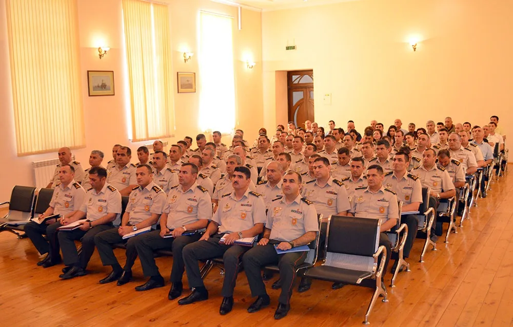 Müdafiə Nazirliyinin Baş İdarəsində - TOPLANTI KEÇİRİLDİ