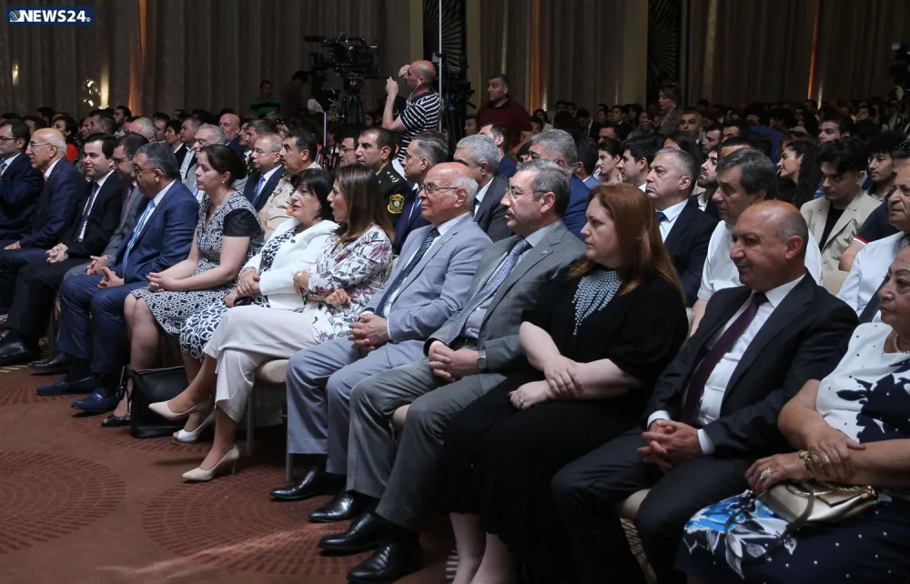 Əli Həsənov: "Heydər Əliyev milli dövlətçiliyimizin xilaskarıdır"