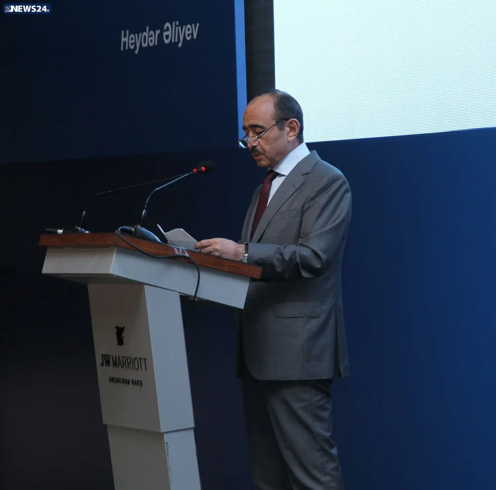 Əli Həsənov: "Heydər Əliyev milli dövlətçiliyimizin xilaskarıdır"