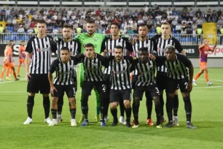 “Neftçi”dən rekord - 6:0