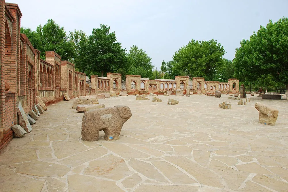Naxçıvanda turist olsaq - hansı məkanlara üz tutaq?