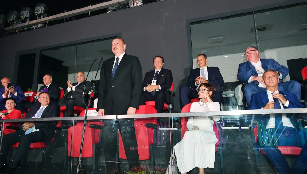 İlham Əliyev XV Avropa Gənclər Yay Olimpiya Festivalının təntənəli - AÇILIŞ MƏRASİMİNDƏ - FOTOLAR