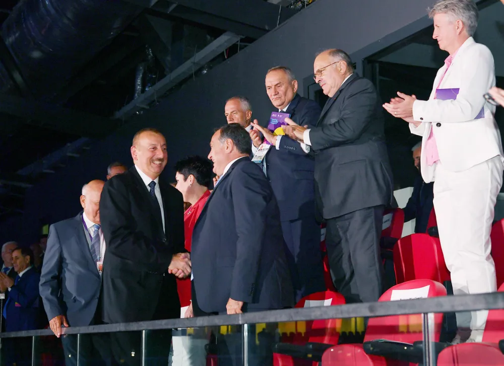 İlham Əliyev XV Avropa Gənclər Yay Olimpiya Festivalının təntənəli - AÇILIŞ MƏRASİMİNDƏ - FOTOLAR