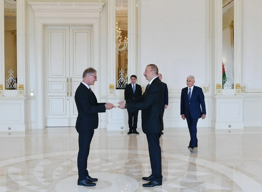 Prezident Almaniyanın yeni səfirinin etimadnaməsini qəbul etdi - FOTO- YENİLƏNDİ
