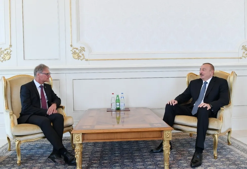 Prezident Almaniyanın yeni səfirinin etimadnaməsini qəbul etdi - FOTO- YENİLƏNDİ