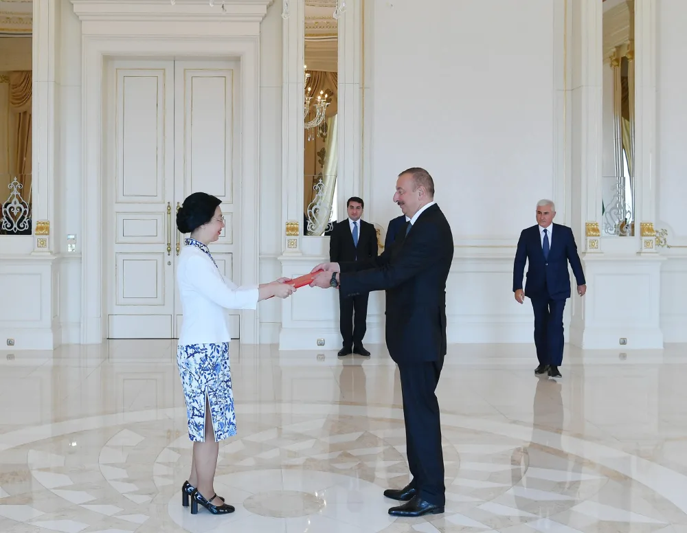 Azərbaycan Prezidenti Çinin yeni səfirini qəbul etdi - FOTO- YENİLƏNDİ