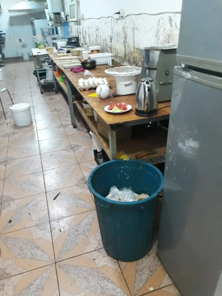 Bakıda antisanitar şirniyyat sexi - BAĞLANDI