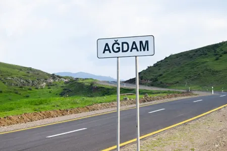 Ağdam məşhurların - XATİRƏSİNDƏ - FOTOLAR